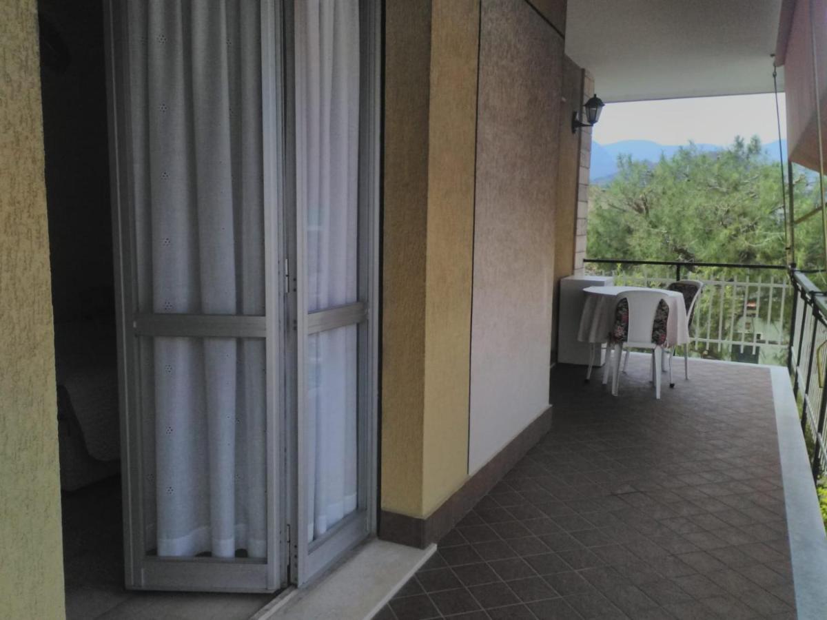 Valter Apartment Pietra Ligure Exterior foto