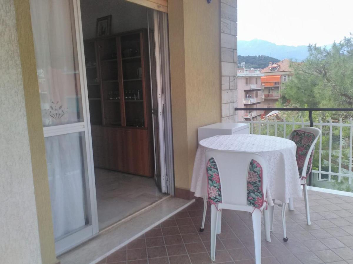 Valter Apartment Pietra Ligure Exterior foto